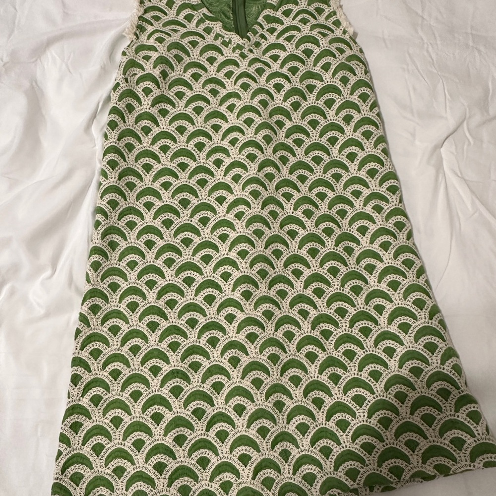 Chic Green Lace Midi Dress